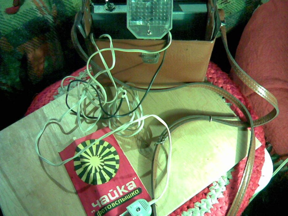 Продам фотовспышку