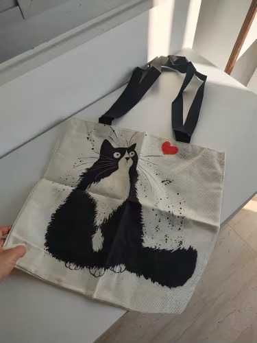 Płócienna torba zakupowa.