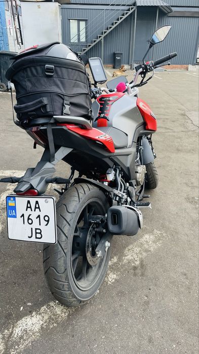 Мотоцикл LoncinLX250-15D