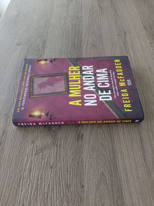 A Mulher no Andar de Cima - Freida McFadden