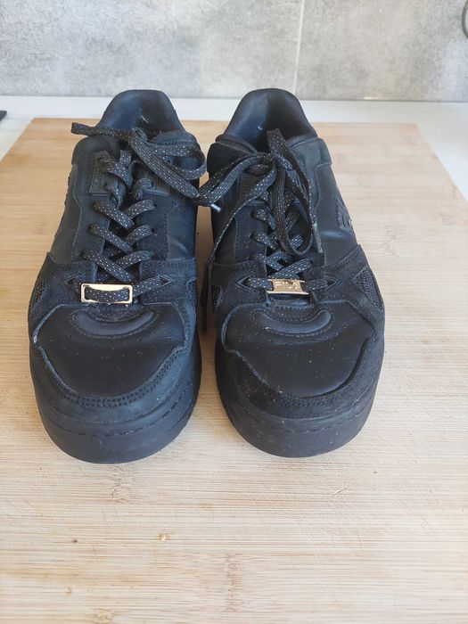 Ténis FILA originais, modelo Tera All Black,  confortáveis e estilosos