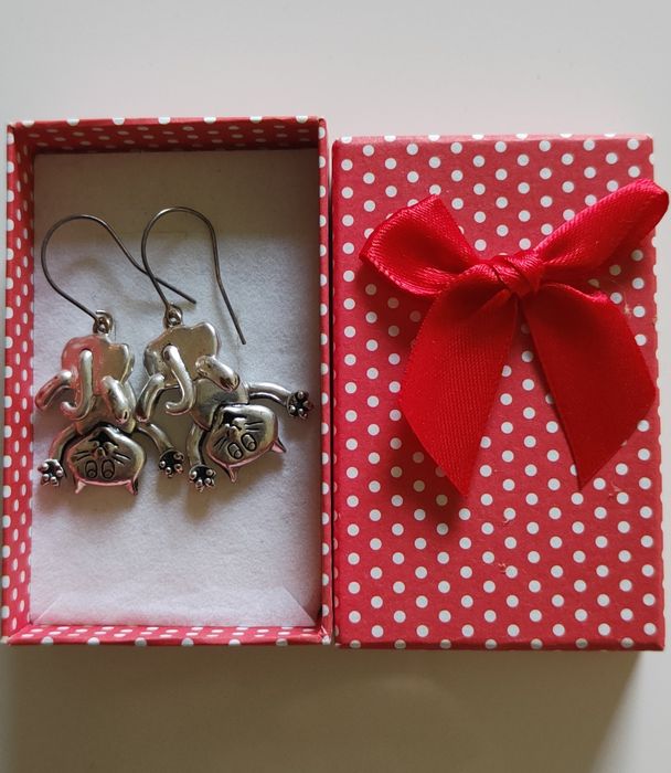 Kolczyki koty na uszkach