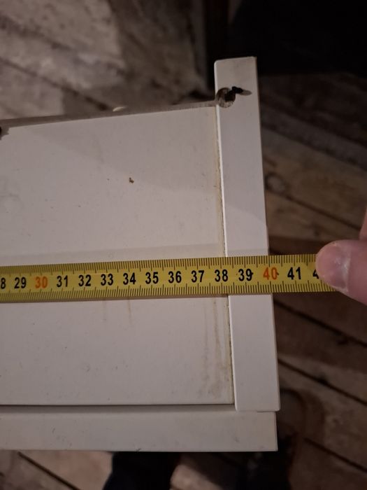 Szafka wisząca łazienkowa