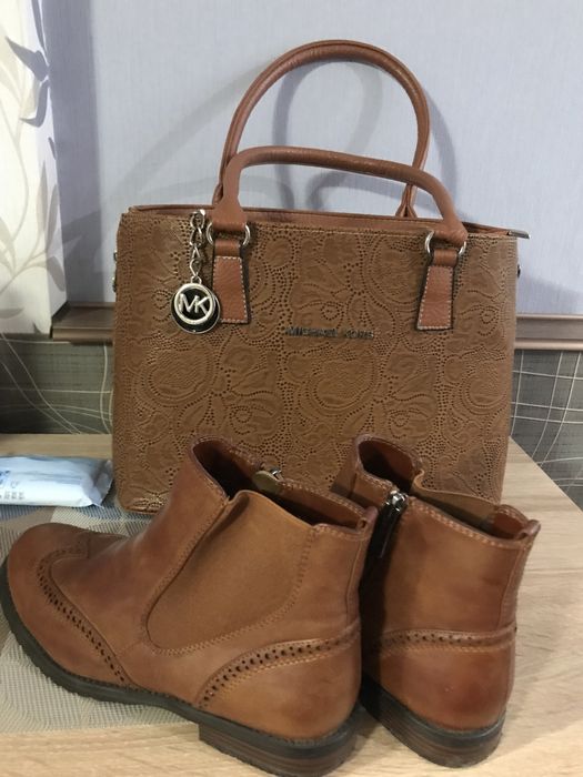 Ботинки .Разная обувь.