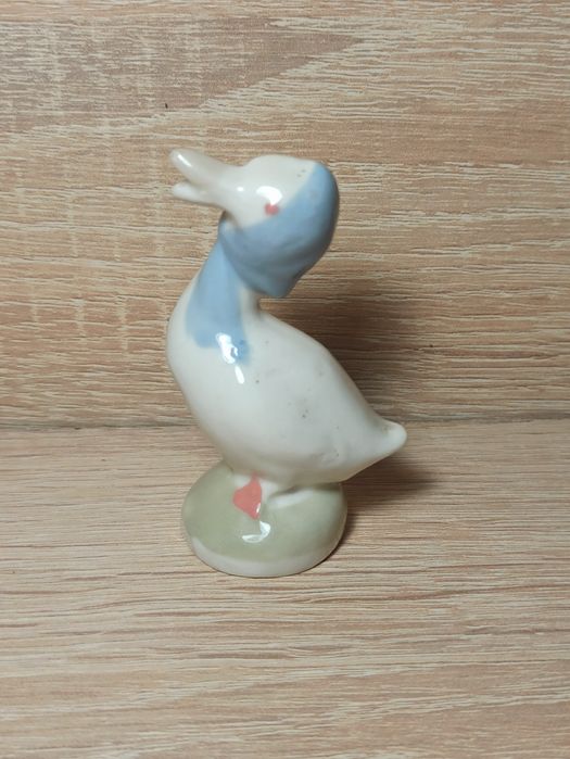 Статуэтка утка в косынке городница УССР 50-е г.г.