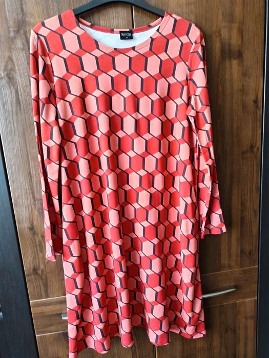 Sukienka sportowa Bialcon