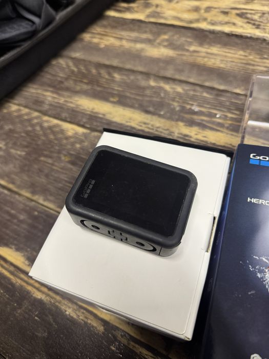 Go Pro Hero 8 Black + 2 Baterie Ładowarka Szelki