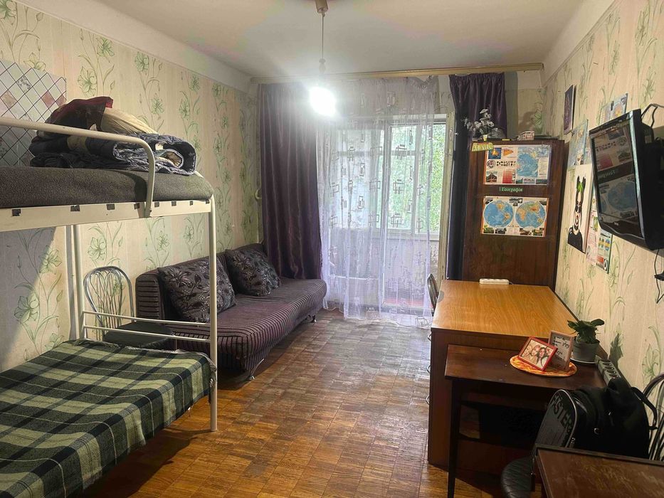 Продаж 2-кімнатної квартири на вул. Вишгородській, 38-А