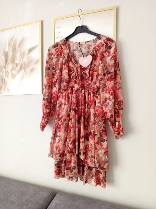 Sukienka w kwiaty komunia chrzest i na co dzień