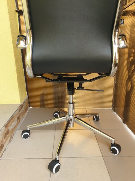 АКЦІЯ!! Офісне  крісло хром Ikea *Німеччина*