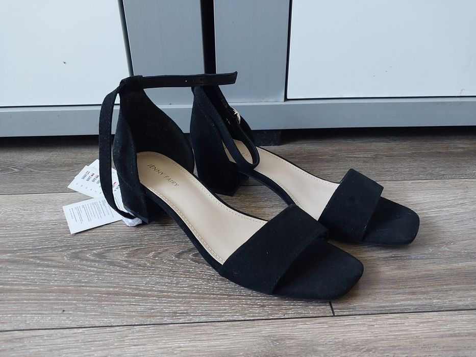 Sandały damskie nowe