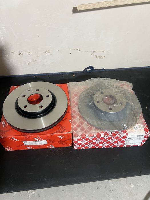 4шт  новых тормозных диска Mazda Cx5 KE