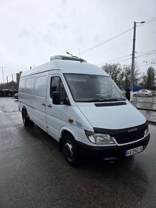 Mercedes‑Benz Sprinter 2004 — рефрижератор