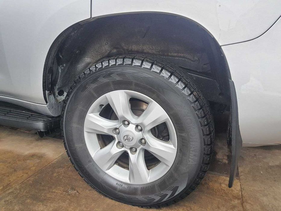 Toyota Land Cruiser Prado 2012 пропан-бутан бензин 2.7 позашляховик