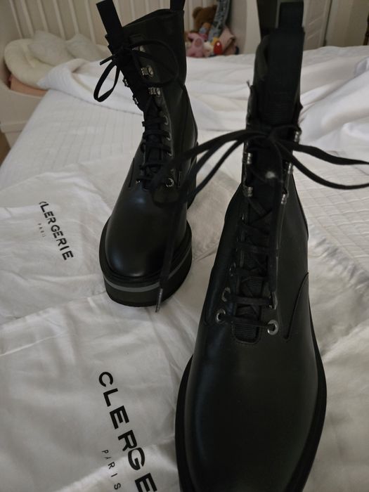 Botas da conceituada marca Clergerie, novas