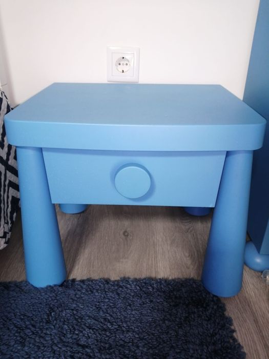 Mobília de criança IKEA.