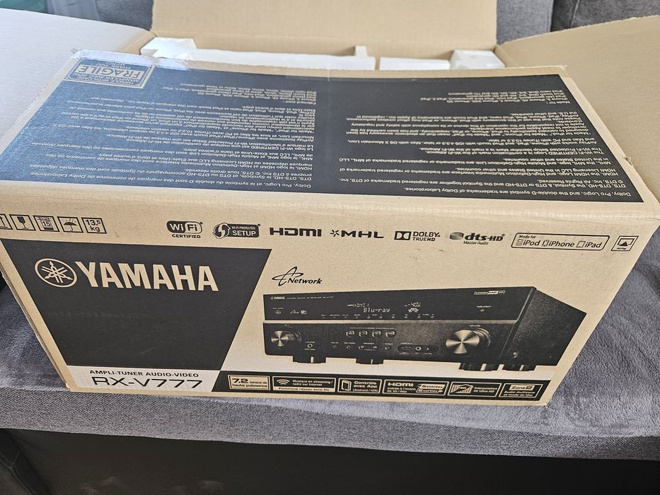 Yamaha RX-V777 ładna ,orginalny karton