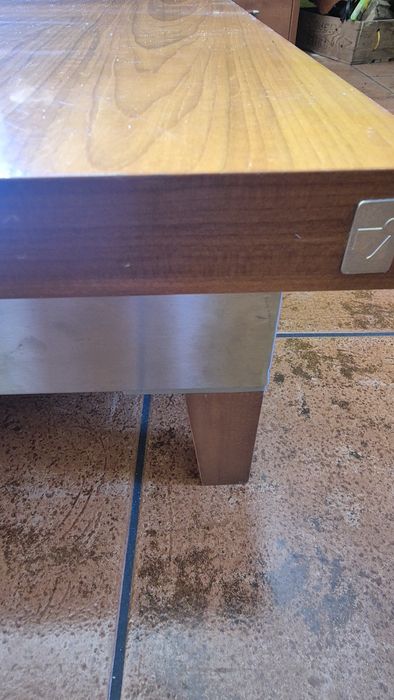 Mesa de centro em madeira