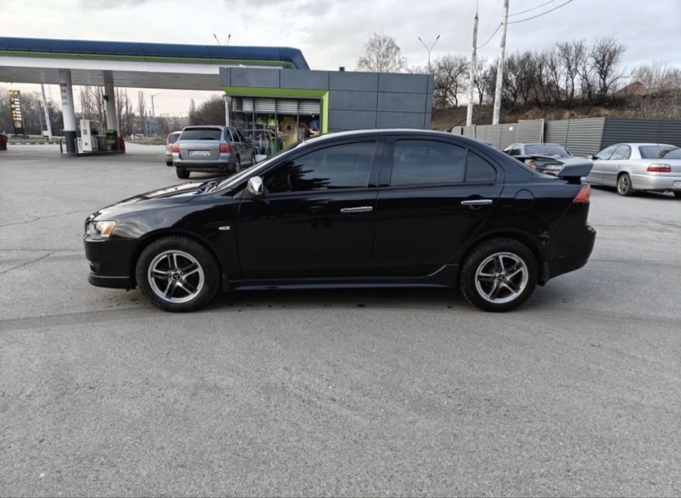 Mitsubishi Lancer 10