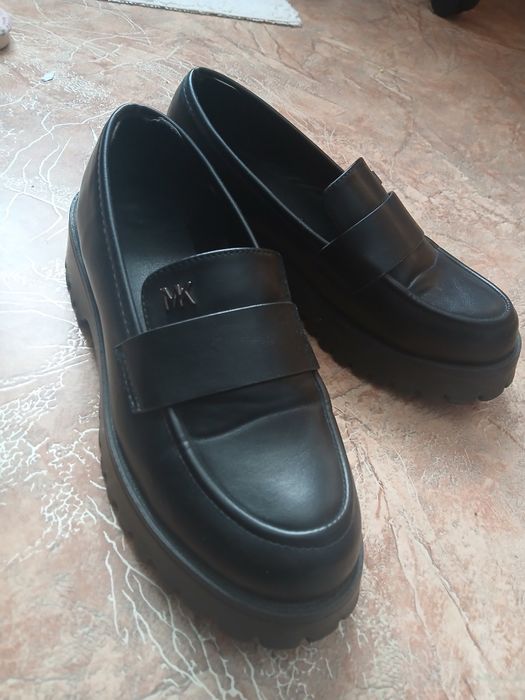 Жіночі лофери 40 розмір