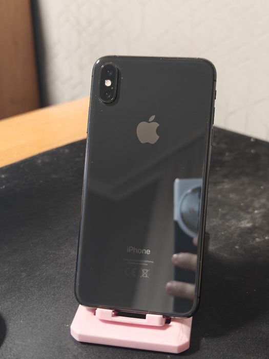 Iphone xsmax 256gb black newerlock