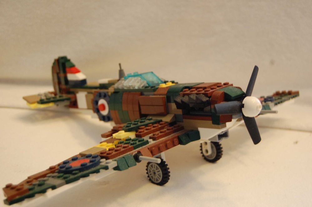 Lego - conjunto de aviões militares - 2