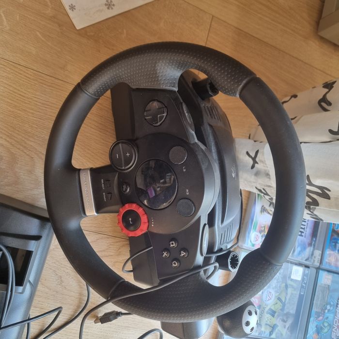 ps3 slim z kierownica  ale nie działa wczytywanie plyt