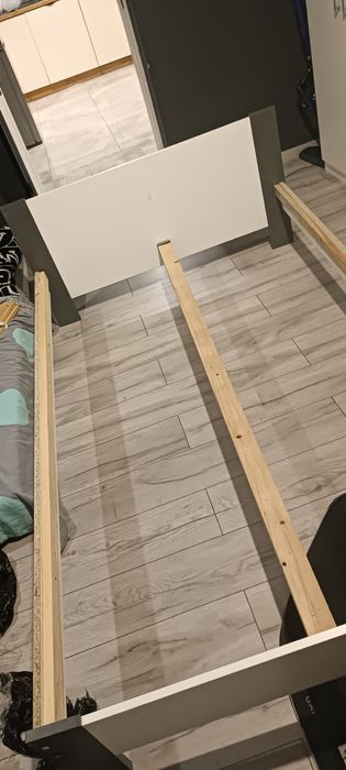 Sprzedam stelaż pod materac 120x200
