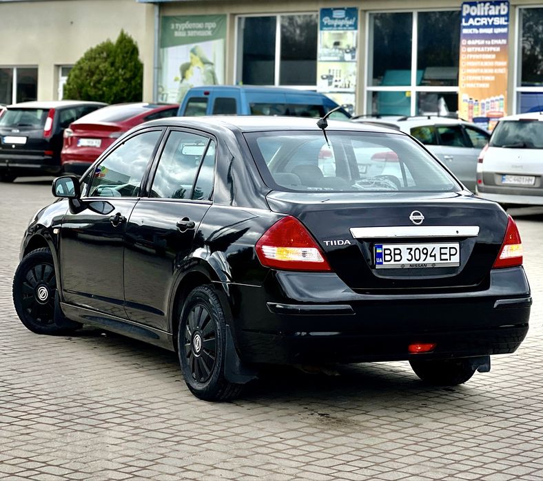 Nissan tiida 2010р 1.6 газ/бенз