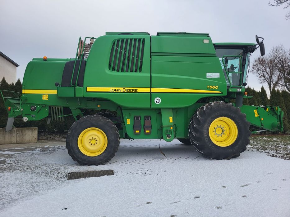 Kombajn zbozowy john deere T560