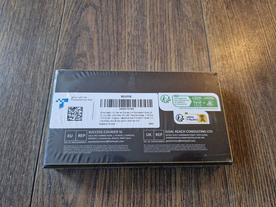 Smartwatch z ekranem AMOLED, latarką LED i funkcjami outdoor