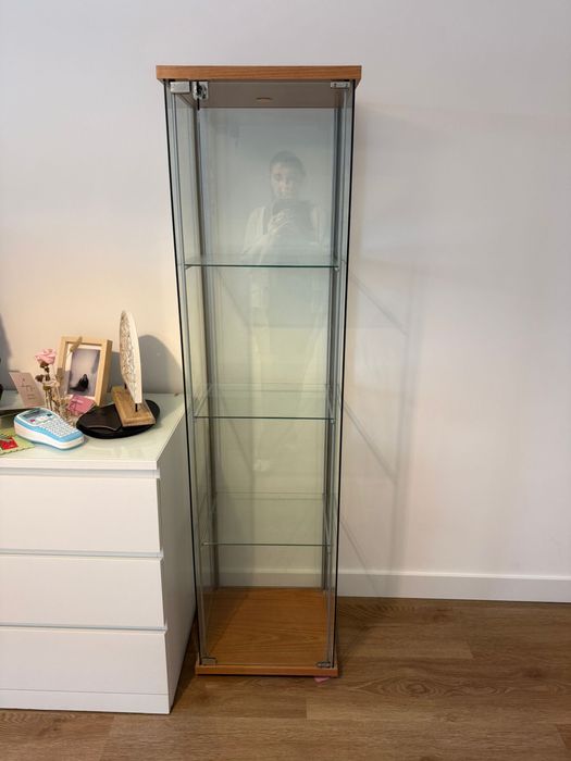 Vitrine em vidro ikea