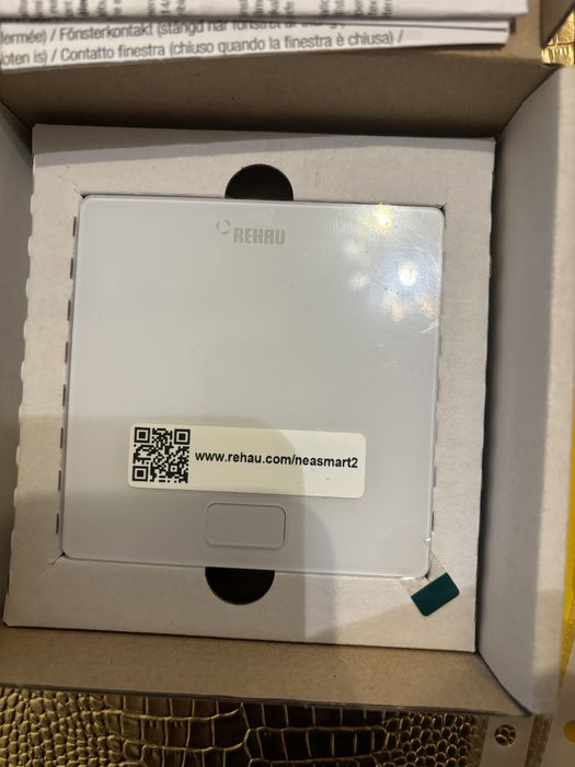 Rehau Regulator ,termostat pokojowy NEA SMART 2.0
