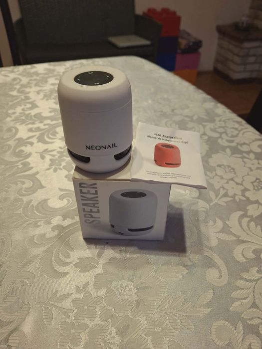 Głośnik bezprzewodowy,bluetooth Neonail,stan dobry.
