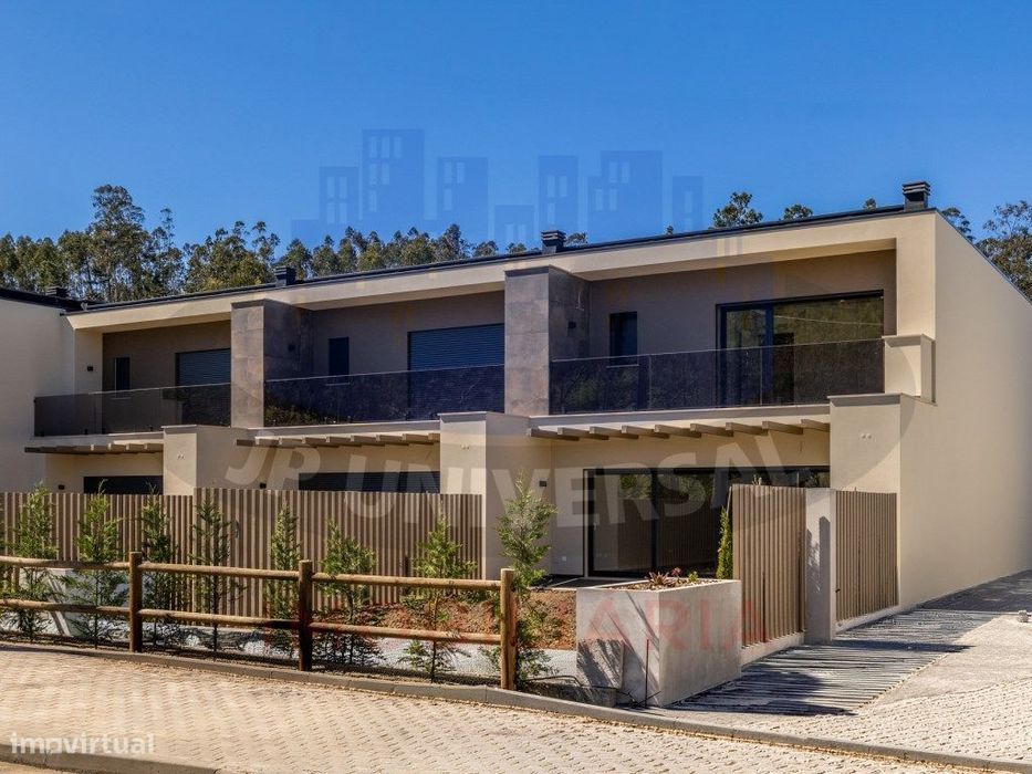 Vende-se Moradia T3 Exclusiva , Garagem, Jardim e Acabamentos de Luxo