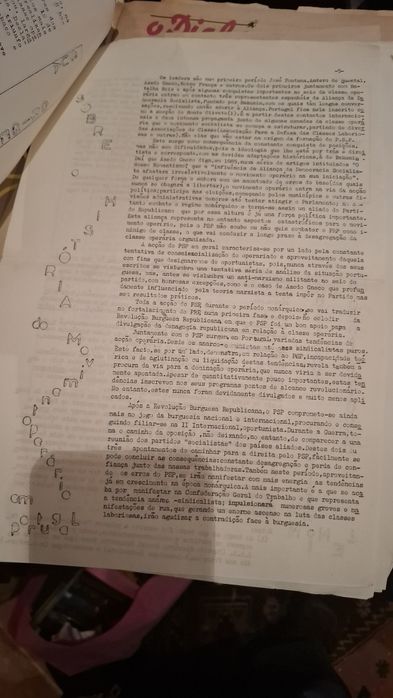 Lote papelada pre revolução 25 abril clandestino