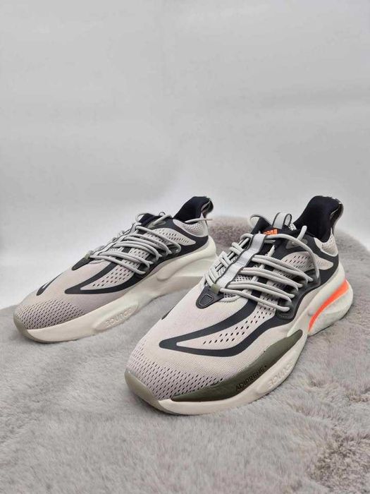 Sapatilhas modelo AlphaBoost V1 tamanho 44 2/3