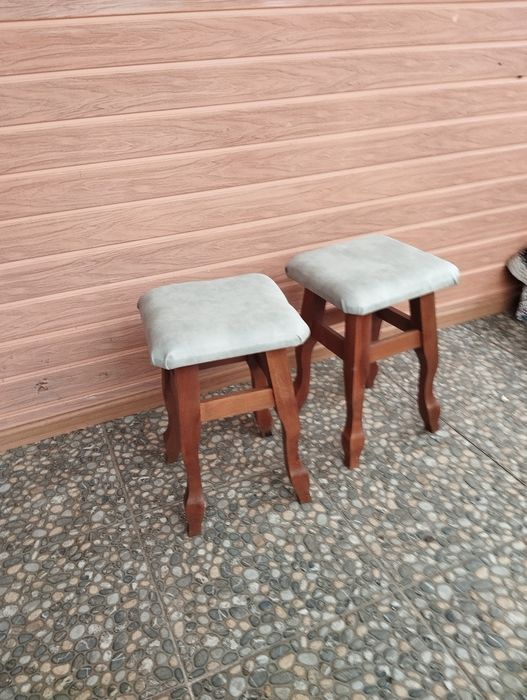 Продам табуретки