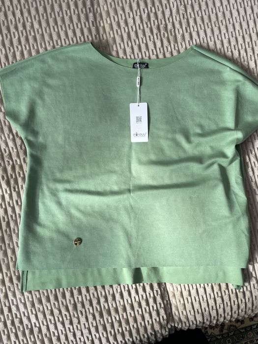 Nowa zielona piankowa bluzka Agnes Minouu