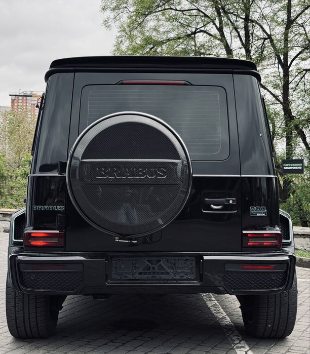 Аренда MERCEDES-BENZ G63 ROCKET 800 / Прокат авто Киев / Оренда преміум авто / Брабус