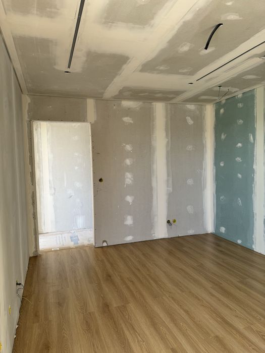 Remodelamos Espaços. Valorizamos Negócios.
