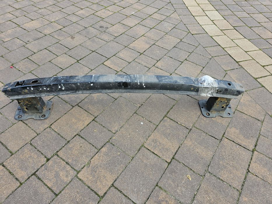 Sprzedam belkę zderzaka ford grand c max