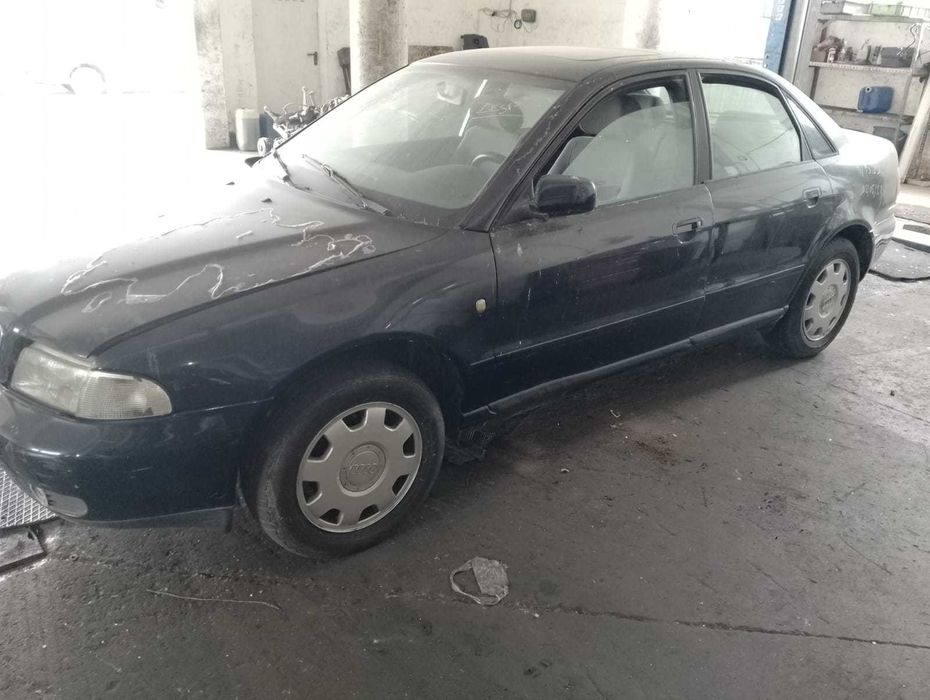 Audi A4 para peças