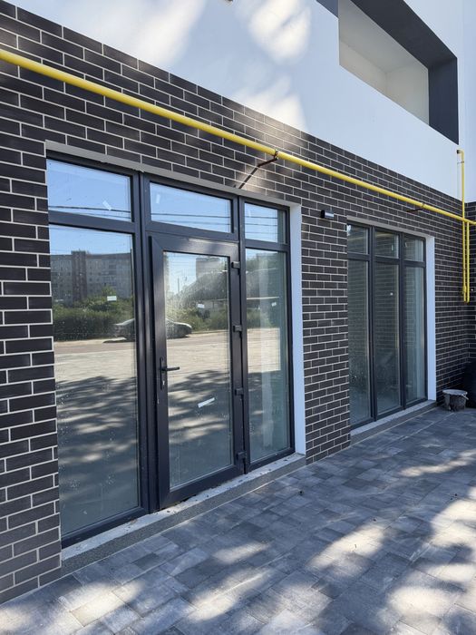 Продаж комерційного приміщення 280 кв.м