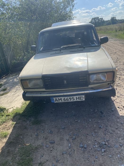 продам машину в хорошому стані