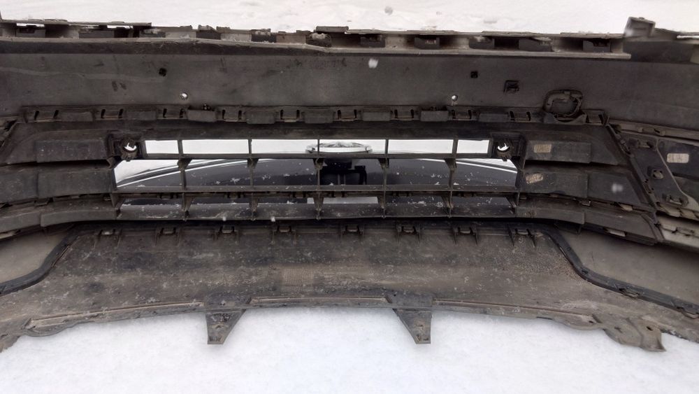 Бампер перкдній volkswagen jetta 6 2015-