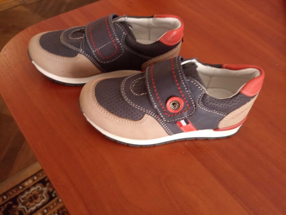 дитячі кросівки "Laasocki" 28