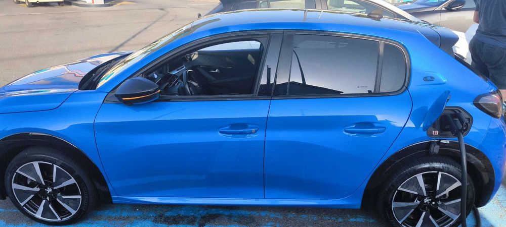 Peugeot e-208 GT 50 kWh 136 cv – 2020