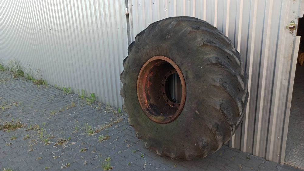 Opona 23.1-26 Ciągnik Kombajn Bizon Rozrzutnik Przyczepa Koło Opony