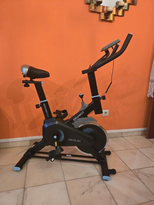 Bicicleta estática como nova